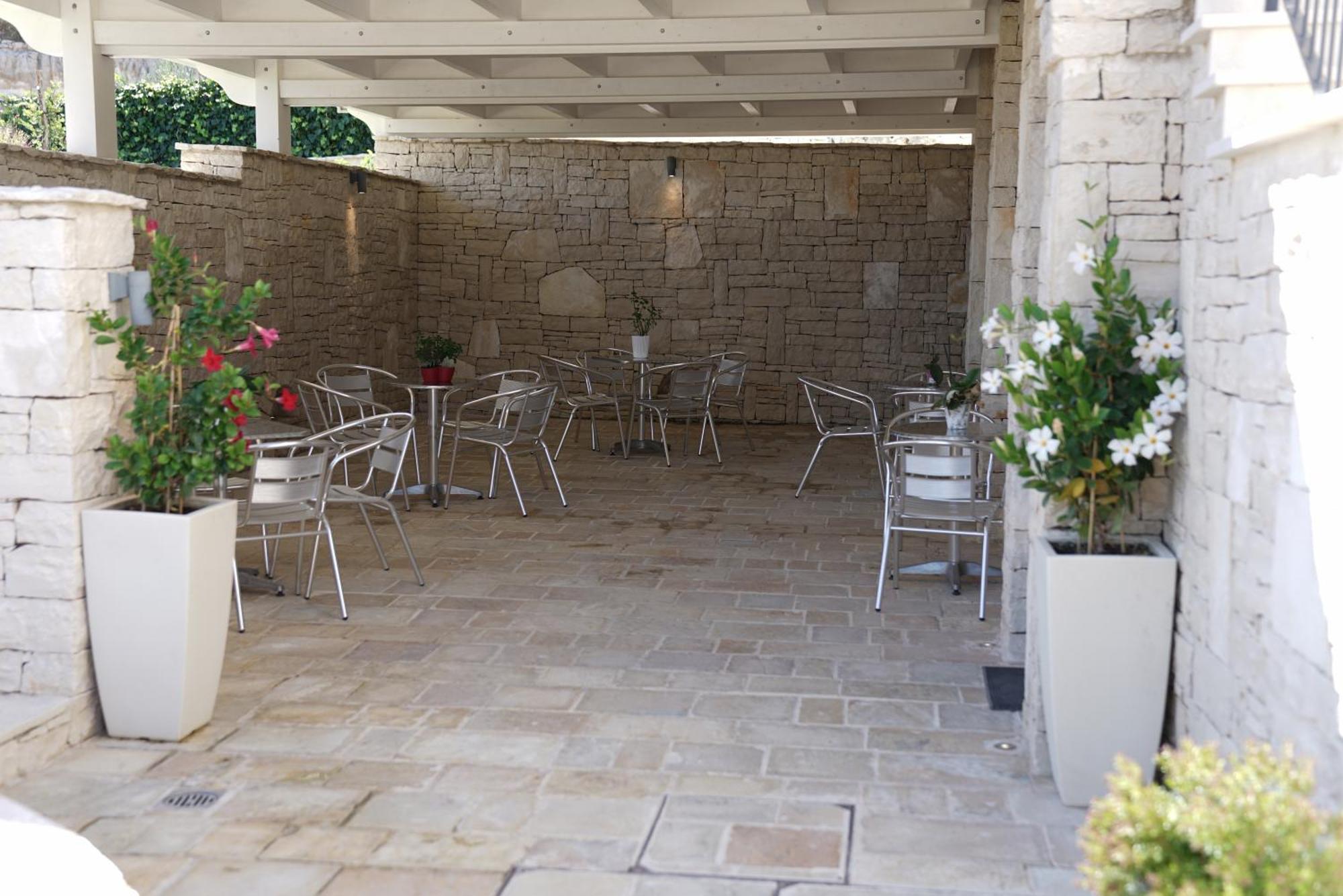 Agriturismo Nonna Rosa มาเตรา ภายนอก รูปภาพ